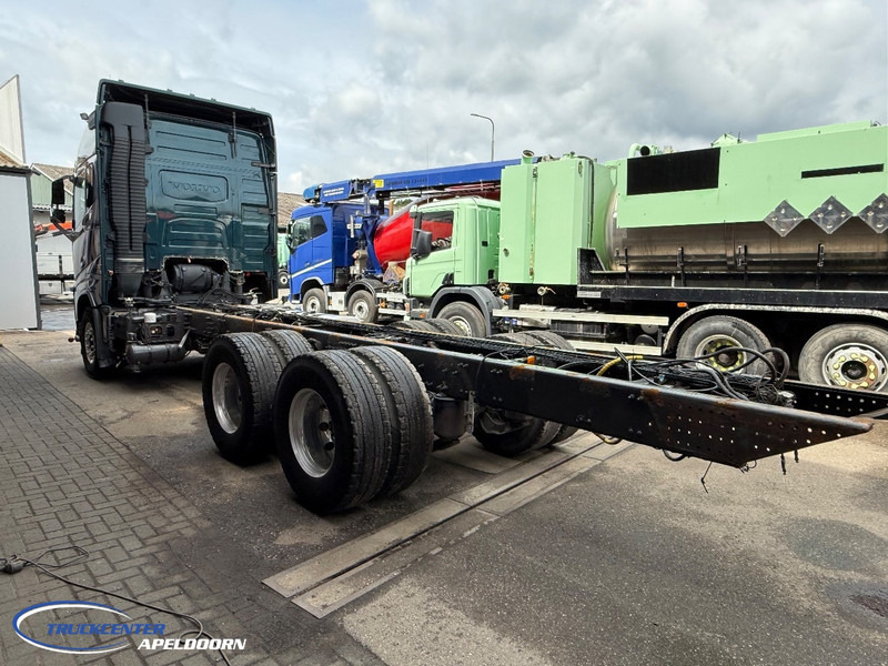 Volvo FH 750 6x4, Steel - Air, Globetrotter XL - Kuorma-auto alusta: kuva Volvo FH 750 6x4, Steel - Air, Globetrotter XL - Kuorma-auto alusta Volvo FH 750 6x4, Steel - Air, Globetrotter XL - Kuorma-auto alusta: kuva Volvo FH 750 6x4, Steel - Air, Globetrotter XL - Kuorma-auto alusta