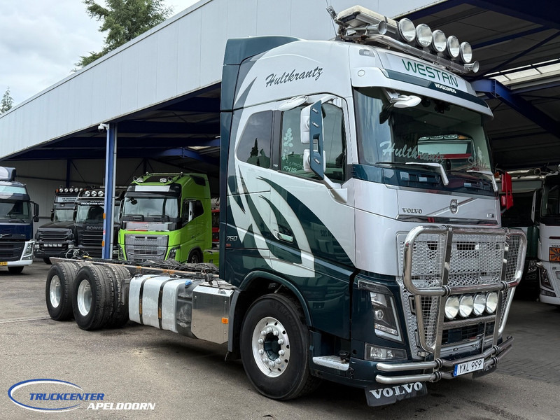 Volvo FH 750 6x4, Steel - Air, Globetrotter XL - Kuorma-auto alusta: kuva Volvo FH 750 6x4, Steel - Air, Globetrotter XL - Kuorma-auto alusta Volvo FH 750 6x4, Steel - Air, Globetrotter XL - Kuorma-auto alusta: kuva Volvo FH 750 6x4, Steel - Air, Globetrotter XL - Kuorma-auto alusta