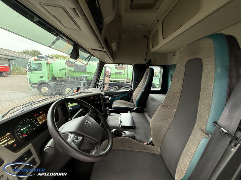 Volvo FM 410 379000 km, 6x2, Globetrotter - Kuorma-auto alusta: kuva Volvo FM 410 379000 km, 6x2, Globetrotter - Kuorma-auto alusta Volvo FM 410 379000 km, 6x2, Globetrotter - Kuorma-auto alusta: kuva Volvo FM 410 379000 km, 6x2, Globetrotter - Kuorma-auto alusta