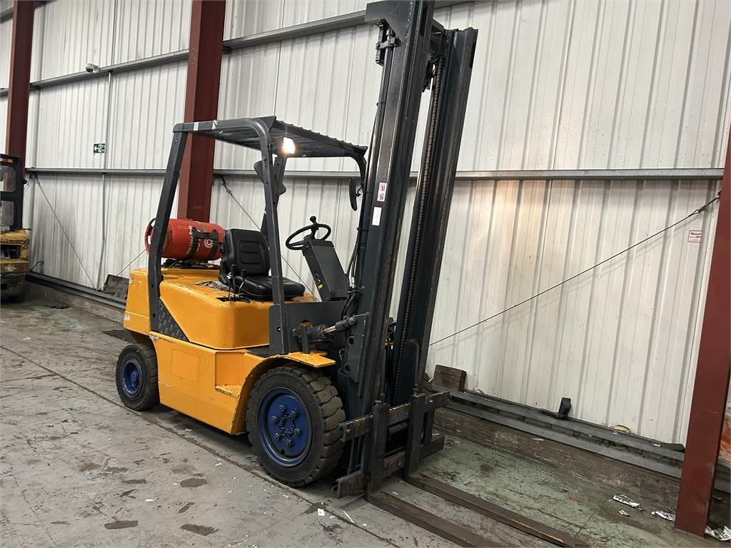 Daewoo G25E-3 - Kaasutrukki: kuva Daewoo G25E-3 - Kaasutrukki Daewoo G25E-3 - Kaasutrukki: kuva Daewoo G25E-3 - Kaasutrukki