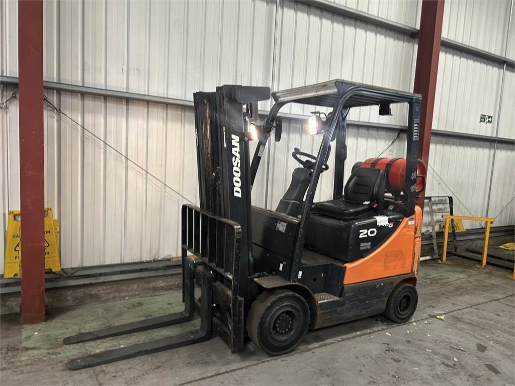 Doosan G20SC-5 - Kaasutrukki: kuva Doosan G20SC-5 - Kaasutrukki Doosan G20SC-5 - Kaasutrukki: kuva Doosan G20SC-5 - Kaasutrukki