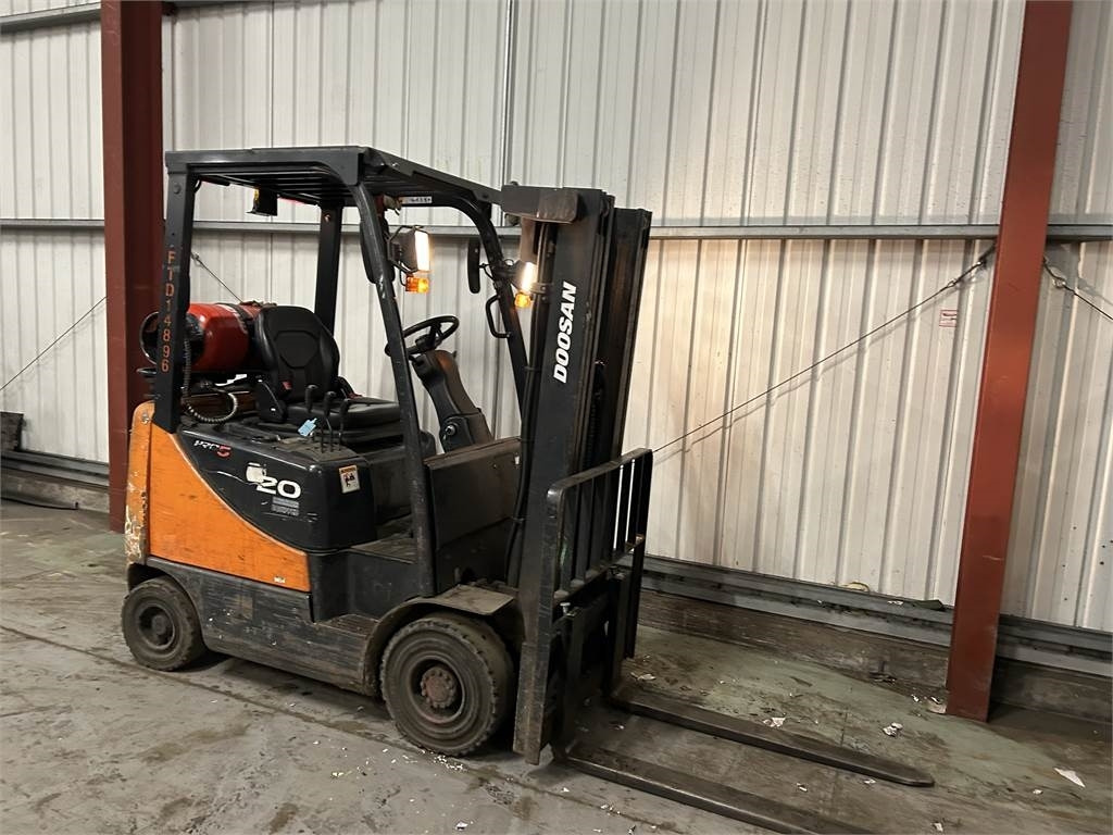 Doosan G20SC-5 - Kaasutrukki: kuva Doosan G20SC-5 - Kaasutrukki Doosan G20SC-5 - Kaasutrukki: kuva Doosan G20SC-5 - Kaasutrukki