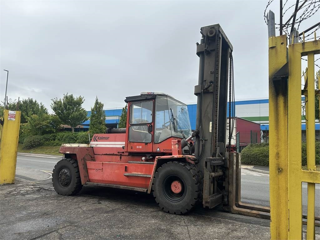Kalmar DCD160-12 - Dieseltrukki: kuva Kalmar DCD160-12 - Dieseltrukki Kalmar DCD160-12 - Dieseltrukki: kuva Kalmar DCD160-12 - Dieseltrukki