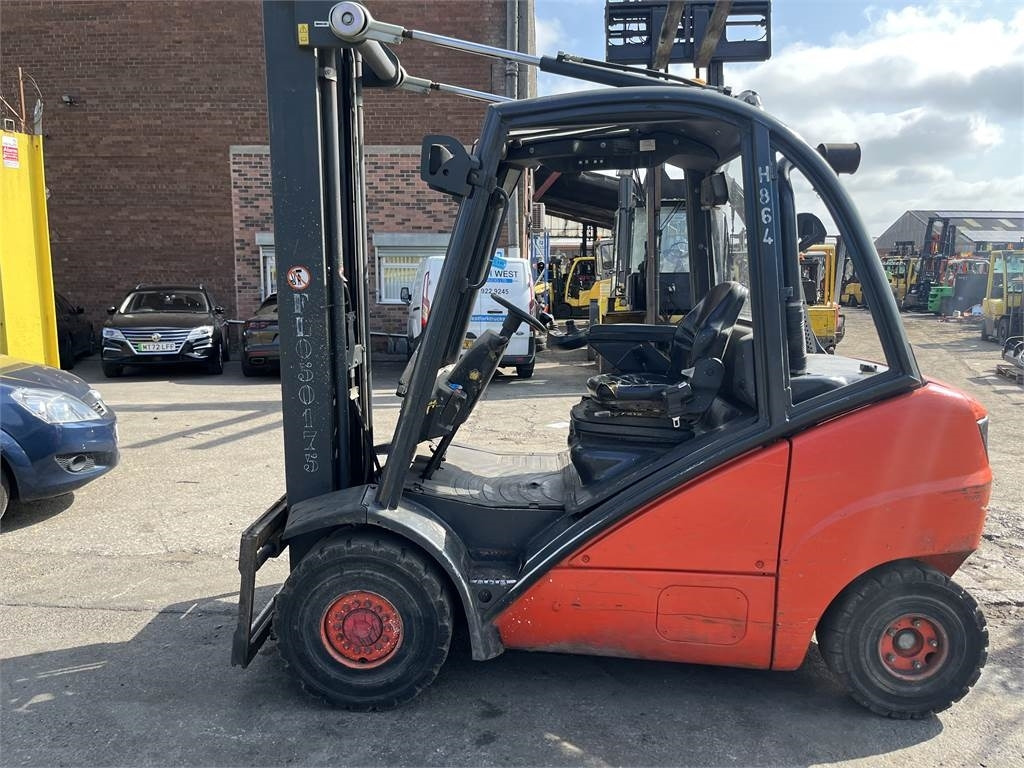 Linde H30D - Dieseltrukki: kuva Linde H30D - Dieseltrukki Linde H30D - Dieseltrukki: kuva Linde H30D - Dieseltrukki