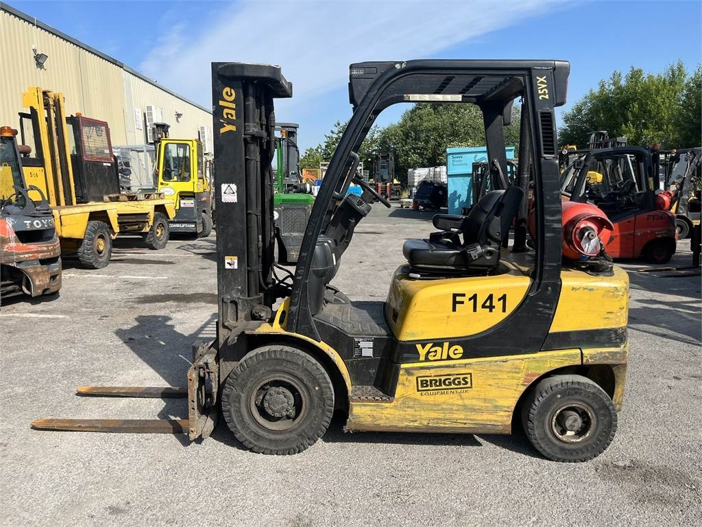Yale GLP25VX - Kaasutrukki: kuva Yale GLP25VX - Kaasutrukki Yale GLP25VX - Kaasutrukki: kuva Yale GLP25VX - Kaasutrukki