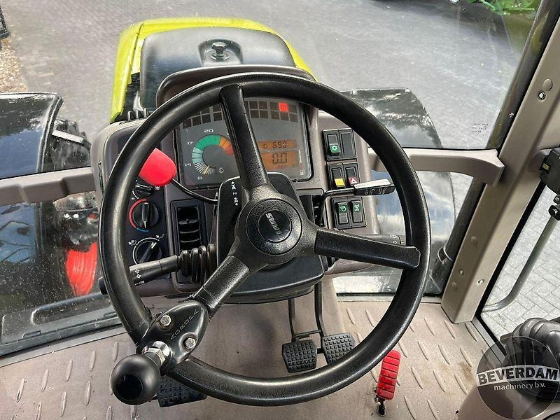 Traktori Claas 816 RZ: kuva Traktori Claas 816 RZ Traktori Claas 816 RZ: kuva Traktori Claas 816 RZ