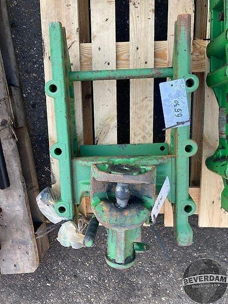 John Deere Trekhaakframe met boventrekhaak - Traktori: kuva John Deere Trekhaakframe met boventrekhaak - Traktori John Deere Trekhaakframe met boventrekhaak - Traktori: kuva John Deere Trekhaakframe met boventrekhaak - Traktori