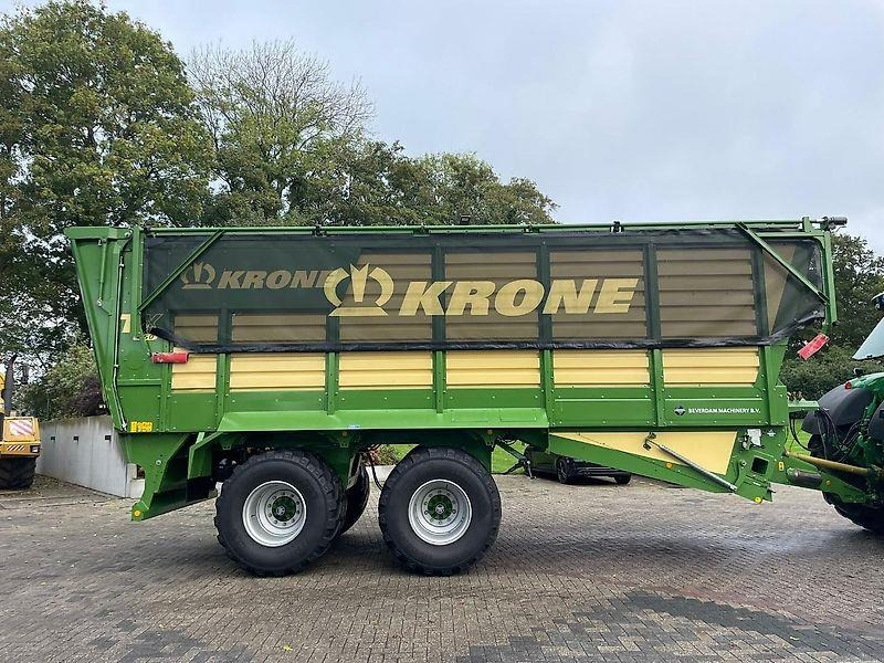 Krone TX 460 Top Zustand! Neue Reifen! - Maatalouskoneet: kuva Krone TX 460 Top Zustand! Neue Reifen! - Maatalouskoneet Krone TX 460 Top Zustand! Neue Reifen! - Maatalouskoneet: kuva Krone TX 460 Top Zustand! Neue Reifen! - Maatalouskoneet