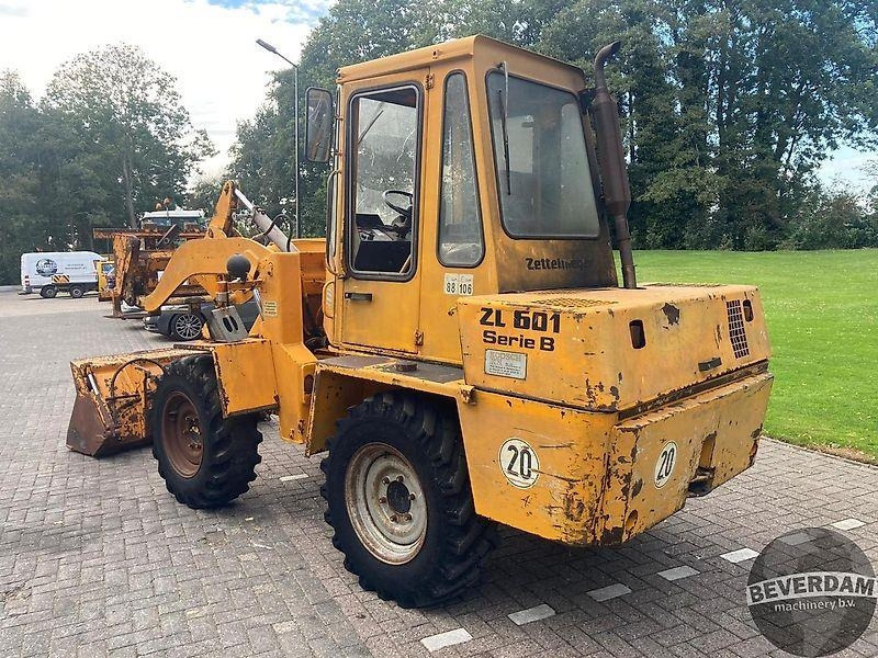 Zettelmeyer ZL601B - Pyöräkuormaaja: kuva Zettelmeyer ZL601B - Pyöräkuormaaja Zettelmeyer ZL601B - Pyöräkuormaaja: kuva Zettelmeyer ZL601B - Pyöräkuormaaja