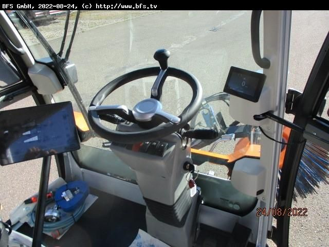 CityCat 2020 XL  CityCat V20 mit 3 Besensystem - Lakaisuauto: kuva  CityCat 2020 XL  CityCat V20 mit 3 Besensystem - Lakaisuauto CityCat 2020 XL  CityCat V20 mit 3 Besensystem - Lakaisuauto: kuva  CityCat 2020 XL  CityCat V20 mit 3 Besensystem - Lakaisuauto