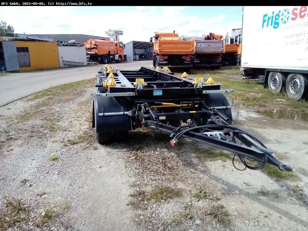 Hüffermann Vario-Carrier HMA 2424 ZB 3-Achs für Absetzmulde - Vaihtolavaperävaunu/ Nostovarsi vaihtolavaperävaunu: kuva  Hüffermann Vario-Carrier HMA 2424 ZB 3-Achs für Absetzmulde - Vaihtolavaperävaunu/ Nostovarsi vaihtolavaperävaunu Hüffermann Vario-Carrier HMA 2424 ZB 3-Achs für Absetzmulde - Vaihtolavaperävaunu/ Nostovarsi vaihtolavaperävaunu: kuva  Hüffermann Vario-Carrier HMA 2424 ZB 3-Achs für Absetzmulde - Vaihtolavaperävaunu/ Nostovarsi vaihtolavaperävaunu