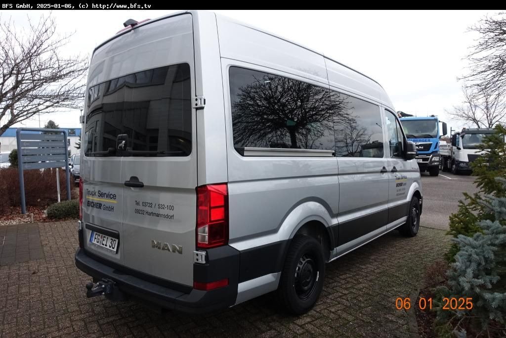 MAN TGE 3.180 4x2 F SB 8 Sitzer, Automatik, Anhängek - Minibussi, Pikkubussi: kuva MAN TGE 3.180 4x2 F SB 8 Sitzer, Automatik, Anhängek - Minibussi, Pikkubussi MAN TGE 3.180 4x2 F SB 8 Sitzer, Automatik, Anhängek - Minibussi, Pikkubussi: kuva MAN TGE 3.180 4x2 F SB 8 Sitzer, Automatik, Anhängek - Minibussi, Pikkubussi