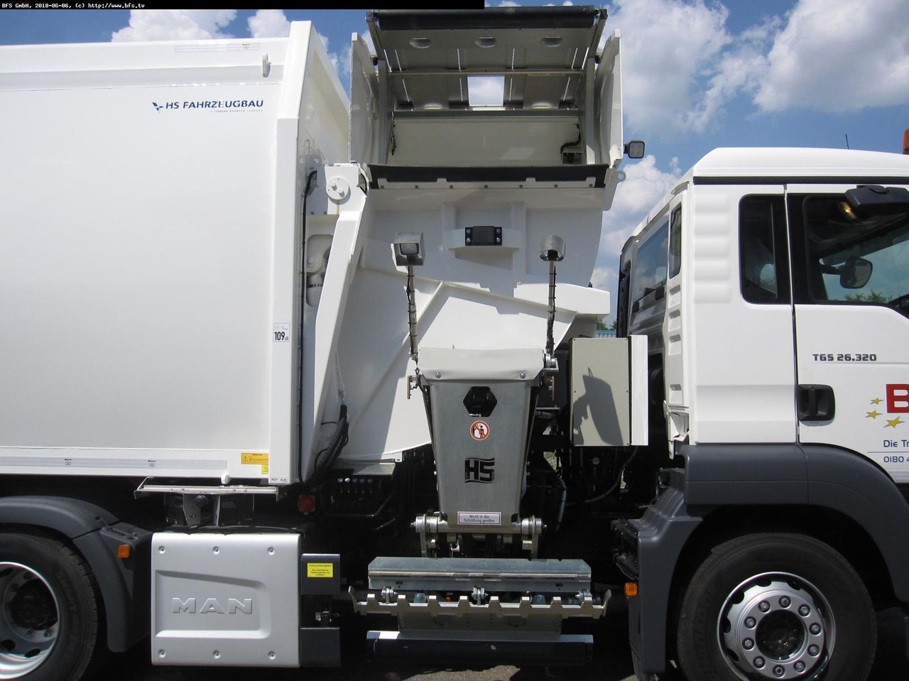 MAN TGS 26.320 6x2-4 LL HS SL Speedline 27 PPK - ViS - Roska-auto: kuva MAN TGS 26.320 6x2-4 LL HS SL Speedline 27 PPK - ViS - Roska-auto MAN TGS 26.320 6x2-4 LL HS SL Speedline 27 PPK - ViS - Roska-auto: kuva MAN TGS 26.320 6x2-4 LL HS SL Speedline 27 PPK - ViS - Roska-auto