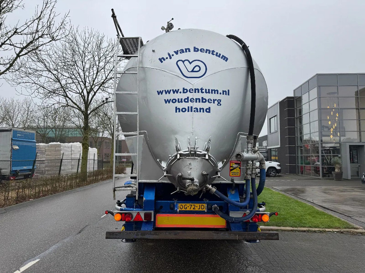 Atcomex 10 UNITS - 3 AXLE KIPPER BULK 1 COMP. 60 - Bulk-säiliöperävaunu: kuva Atcomex 10 UNITS - 3 AXLE KIPPER BULK 1 COMP. 60 - Bulk-säiliöperävaunu Atcomex 10 UNITS - 3 AXLE KIPPER BULK 1 COMP. 60 - Bulk-säiliöperävaunu: kuva Atcomex 10 UNITS - 3 AXLE KIPPER BULK 1 COMP. 60 - Bulk-säiliöperävaunu