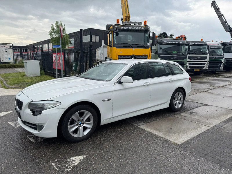 BMW 5 Serie 525D AUTOMATIC NAVI STATION - Henkilöauto: kuva BMW 5 Serie 525D AUTOMATIC NAVI STATION - Henkilöauto BMW 5 Serie 525D AUTOMATIC NAVI STATION - Henkilöauto: kuva BMW 5 Serie 525D AUTOMATIC NAVI STATION - Henkilöauto