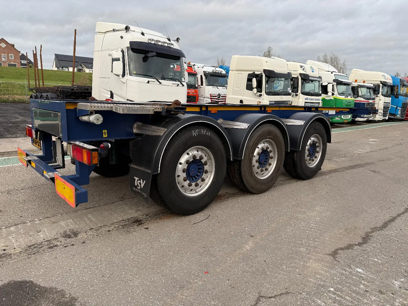 Burg BPO 12-27 CCXAX, TANK CHASSIS - Säiliöpuoliperävaunu: kuva Burg BPO 12-27 CCXAX, TANK CHASSIS - Säiliöpuoliperävaunu Burg BPO 12-27 CCXAX, TANK CHASSIS - Säiliöpuoliperävaunu: kuva Burg BPO 12-27 CCXAX, TANK CHASSIS - Säiliöpuoliperävaunu