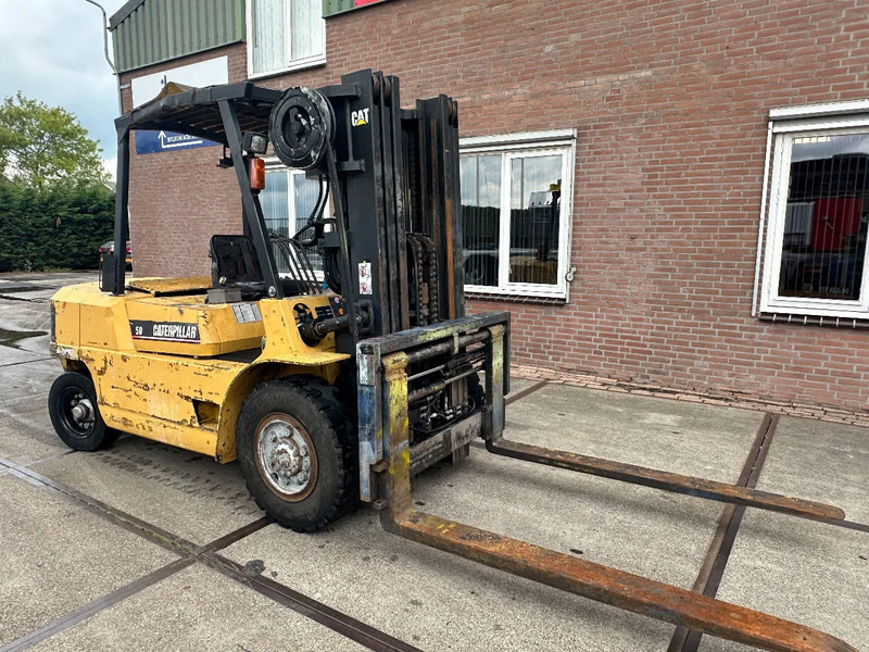 Caterpillar DP50 VORKVERSTELLERS +SIDE SHIFT - Dieseltrukki: kuva Caterpillar DP50 VORKVERSTELLERS +SIDE SHIFT - Dieseltrukki Caterpillar DP50 VORKVERSTELLERS +SIDE SHIFT - Dieseltrukki: kuva Caterpillar DP50 VORKVERSTELLERS +SIDE SHIFT - Dieseltrukki