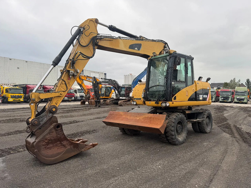 Caterpillar M313D 7212 HOURS - Pyöräalustainen kaivinkone: kuva Caterpillar M313D 7212 HOURS - Pyöräalustainen kaivinkone Caterpillar M313D 7212 HOURS - Pyöräalustainen kaivinkone: kuva Caterpillar M313D 7212 HOURS - Pyöräalustainen kaivinkone