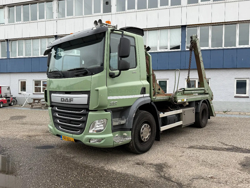DAF CF 290 4X2 EURO 6 + MULTILIFT SKIPLOADER (HIAB) - Nostovarsi-vaihtolavakuorma kuorma-auto: kuva DAF CF 290 4X2 EURO 6 + MULTILIFT SKIPLOADER (HIAB) - Nostovarsi-vaihtolavakuorma kuorma-auto DAF CF 290 4X2 EURO 6 + MULTILIFT SKIPLOADER (HIAB) - Nostovarsi-vaihtolavakuorma kuorma-auto: kuva DAF CF 290 4X2 EURO 6 + MULTILIFT SKIPLOADER (HIAB) - Nostovarsi-vaihtolavakuorma kuorma-auto