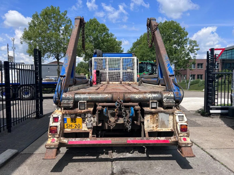DAF CF 85.360 6X2 EURO 5 HYVA SKIPLOADER + NIDO - Nostovarsi-vaihtolavakuorma kuorma-auto: kuva DAF CF 85.360 6X2 EURO 5 HYVA SKIPLOADER + NIDO - Nostovarsi-vaihtolavakuorma kuorma-auto DAF CF 85.360 6X2 EURO 5 HYVA SKIPLOADER + NIDO - Nostovarsi-vaihtolavakuorma kuorma-auto: kuva DAF CF 85.360 6X2 EURO 5 HYVA SKIPLOADER + NIDO - Nostovarsi-vaihtolavakuorma kuorma-auto