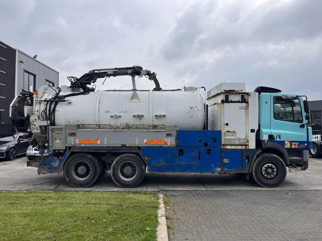 DAF CF 85.380 6X4 VACUUM CLEANER - FULL STEEL - Puhtaanpitoauto: kuva DAF CF 85.380 6X4 VACUUM CLEANER - FULL STEEL - Puhtaanpitoauto DAF CF 85.380 6X4 VACUUM CLEANER - FULL STEEL - Puhtaanpitoauto: kuva DAF CF 85.380 6X4 VACUUM CLEANER - FULL STEEL - Puhtaanpitoauto