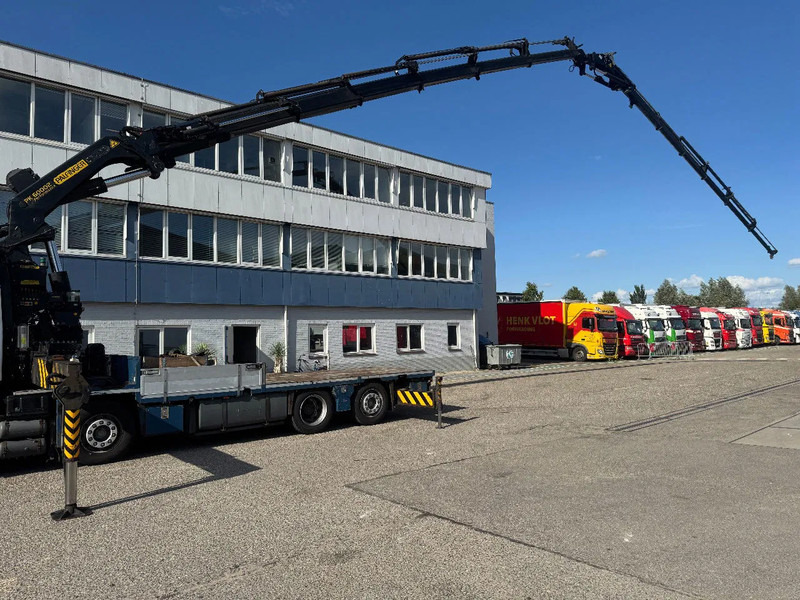 DAF CF 85.410 8X2 EURO 5 PALFINGER PK60002 + FLY JIB + REMOTE + TWISTLOCKS - Nosturiauto: kuva DAF CF 85.410 8X2 EURO 5 PALFINGER PK60002 + FLY JIB + REMOTE + TWISTLOCKS - Nosturiauto DAF CF 85.410 8X2 EURO 5 PALFINGER PK60002 + FLY JIB + REMOTE + TWISTLOCKS - Nosturiauto: kuva DAF CF 85.410 8X2 EURO 5 PALFINGER PK60002 + FLY JIB + REMOTE + TWISTLOCKS - Nosturiauto