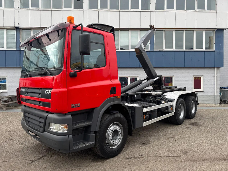 DAF CF 85.430 6X4 EURO 3 FULL STEEL VDL 25 TON - Koukkulava kuorma-auto: kuva DAF CF 85.430 6X4 EURO 3 FULL STEEL VDL 25 TON - Koukkulava kuorma-auto DAF CF 85.430 6X4 EURO 3 FULL STEEL VDL 25 TON - Koukkulava kuorma-auto: kuva DAF CF 85.430 6X4 EURO 3 FULL STEEL VDL 25 TON - Koukkulava kuorma-auto