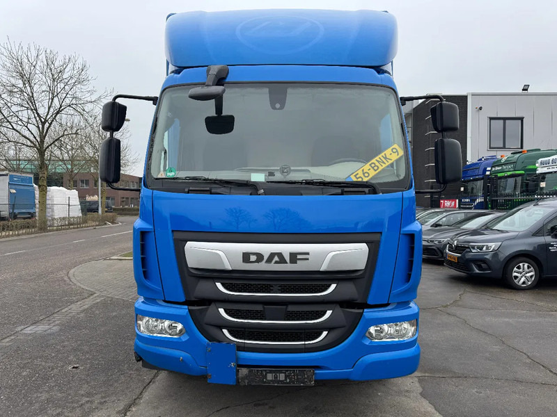 DAF LF 180 4X2 - EURO 6 + DHOLLANDIA LIFT - Umpikori kuorma-auto: kuva DAF LF 180 4X2 - EURO 6 + DHOLLANDIA LIFT - Umpikori kuorma-auto DAF LF 180 4X2 - EURO 6 + DHOLLANDIA LIFT - Umpikori kuorma-auto: kuva DAF LF 180 4X2 - EURO 6 + DHOLLANDIA LIFT - Umpikori kuorma-auto
