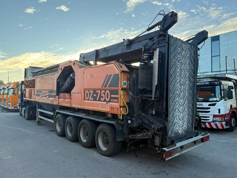 Doppstadt DZ 750 COMBI - Mobiilimurskain: kuva Doppstadt DZ 750 COMBI - Mobiilimurskain Doppstadt DZ 750 COMBI - Mobiilimurskain: kuva Doppstadt DZ 750 COMBI - Mobiilimurskain