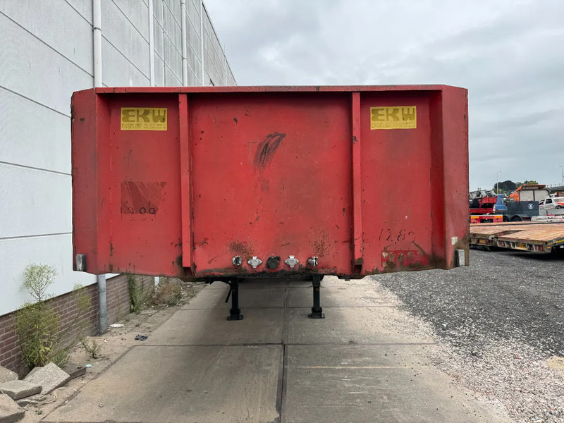 EKW O4 DA 3X SAF AXLE - Lavapuoliperävaunu: kuva EKW O4 DA 3X SAF AXLE - Lavapuoliperävaunu EKW O4 DA 3X SAF AXLE - Lavapuoliperävaunu: kuva EKW O4 DA 3X SAF AXLE - Lavapuoliperävaunu