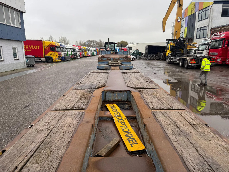 Faymonville TL4S 2,8M EXTENDABLE + HYDRAULIC RAMPS 3 AXLE STEERING - Apuvaunu puoliperävaunu: kuva Faymonville TL4S 2,8M EXTENDABLE + HYDRAULIC RAMPS 3 AXLE STEERING - Apuvaunu puoliperävaunu Faymonville TL4S 2,8M EXTENDABLE + HYDRAULIC RAMPS 3 AXLE STEERING - Apuvaunu puoliperävaunu: kuva Faymonville TL4S 2,8M EXTENDABLE + HYDRAULIC RAMPS 3 AXLE STEERING - Apuvaunu puoliperävaunu