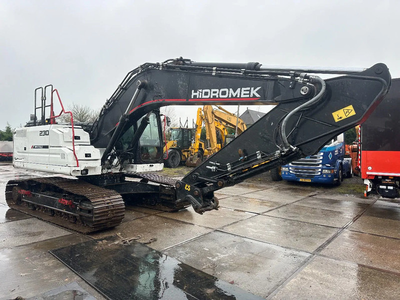 Hidromek HMK 230LC-4 CE, 700 MM PADS, CV, PIPED AUX PIPING,QH, AUTO LUBE, AC REVERSE CAMERA - Telakaivukone: kuva Hidromek HMK 230LC-4 CE, 700 MM PADS, CV, PIPED AUX PIPING,QH, AUTO LUBE, AC REVERSE CAMERA - Telakaivukone Hidromek HMK 230LC-4 CE, 700 MM PADS, CV, PIPED AUX PIPING,QH, AUTO LUBE, AC REVERSE CAMERA - Telakaivukone: kuva Hidromek HMK 230LC-4 CE, 700 MM PADS, CV, PIPED AUX PIPING,QH, AUTO LUBE, AC REVERSE CAMERA - Telakaivukone