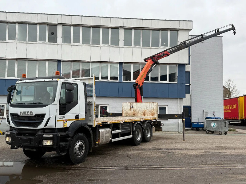 Iveco Trakker 360 6X4 EURO 6 + PALFINGER PK20001K + REMOTE CONTROL - Nosturiauto: kuva Iveco Trakker 360 6X4 EURO 6 + PALFINGER PK20001K + REMOTE CONTROL - Nosturiauto Iveco Trakker 360 6X4 EURO 6 + PALFINGER PK20001K + REMOTE CONTROL - Nosturiauto: kuva Iveco Trakker 360 6X4 EURO 6 + PALFINGER PK20001K + REMOTE CONTROL - Nosturiauto