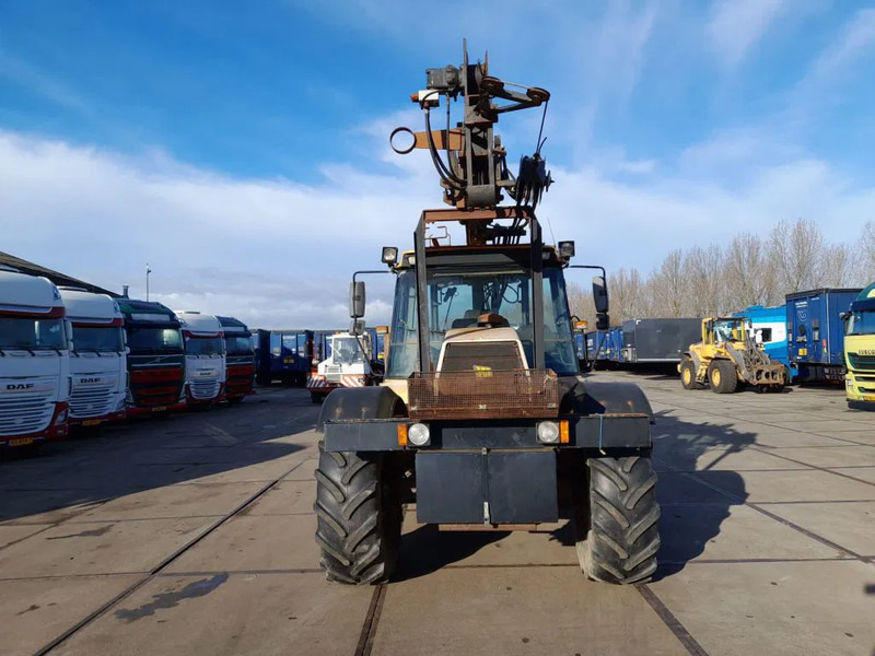 JCB HMV 155T-65 HMV 155T-65 FASTRAC 4X4 - Traktori: kuva JCB HMV 155T-65 HMV 155T-65 FASTRAC 4X4 - Traktori JCB HMV 155T-65 HMV 155T-65 FASTRAC 4X4 - Traktori: kuva JCB HMV 155T-65 HMV 155T-65 FASTRAC 4X4 - Traktori
