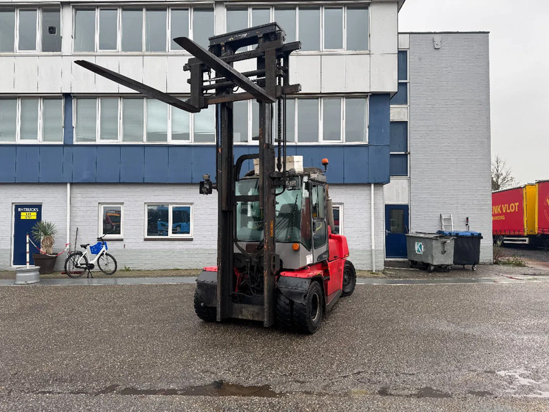 Kalmar DCE 80-9 8000 KG 2 STAGE MAST SIDE SHIFT DIESEL - Dieseltrukki: kuva Kalmar DCE 80-9 8000 KG 2 STAGE MAST SIDE SHIFT DIESEL - Dieseltrukki Kalmar DCE 80-9 8000 KG 2 STAGE MAST SIDE SHIFT DIESEL - Dieseltrukki: kuva Kalmar DCE 80-9 8000 KG 2 STAGE MAST SIDE SHIFT DIESEL - Dieseltrukki