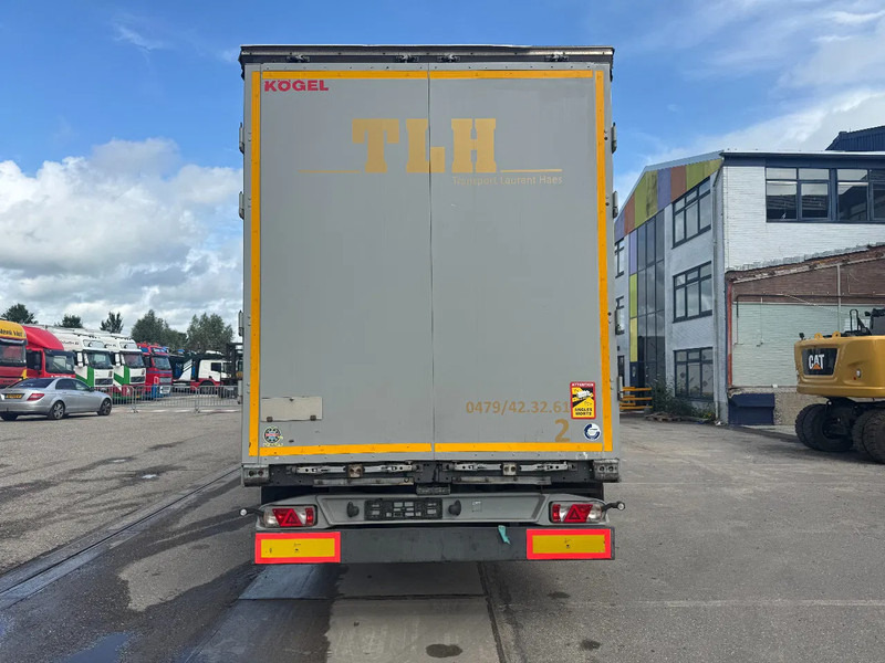 Kögel S24 / 3X BPW AXLE + SLIDING ROOF - Pressukapellipuoliperävaunu: kuva Kögel S24 / 3X BPW AXLE + SLIDING ROOF - Pressukapellipuoliperävaunu Kögel S24 / 3X BPW AXLE + SLIDING ROOF - Pressukapellipuoliperävaunu: kuva Kögel S24 / 3X BPW AXLE + SLIDING ROOF - Pressukapellipuoliperävaunu