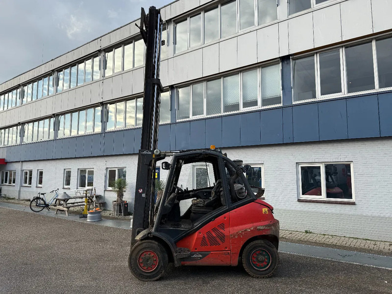 Linde H45T02 CE - Kaasutrukki: kuva Linde H45T02 CE - Kaasutrukki Linde H45T02 CE - Kaasutrukki: kuva Linde H45T02 CE - Kaasutrukki