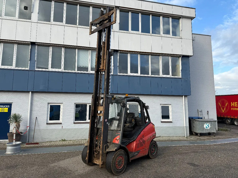 Linde H45T02 CE - Kaasutrukki: kuva Linde H45T02 CE - Kaasutrukki Linde H45T02 CE - Kaasutrukki: kuva Linde H45T02 CE - Kaasutrukki