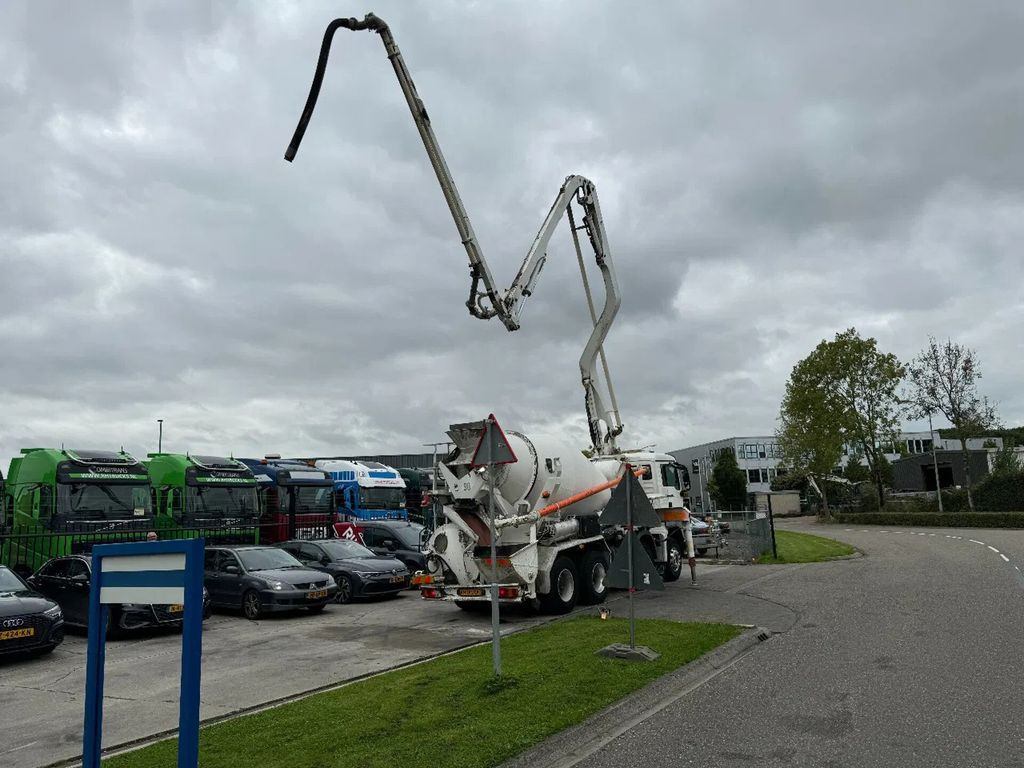 MAN TGS 35.400 8X4 EURO 4 PUTZMEISTER PUMP 21-3 + LI - Kuljetuspumppu: kuva MAN TGS 35.400 8X4 EURO 4 PUTZMEISTER PUMP 21-3 + LI - Kuljetuspumppu MAN TGS 35.400 8X4 EURO 4 PUTZMEISTER PUMP 21-3 + LI - Kuljetuspumppu: kuva MAN TGS 35.400 8X4 EURO 4 PUTZMEISTER PUMP 21-3 + LI - Kuljetuspumppu