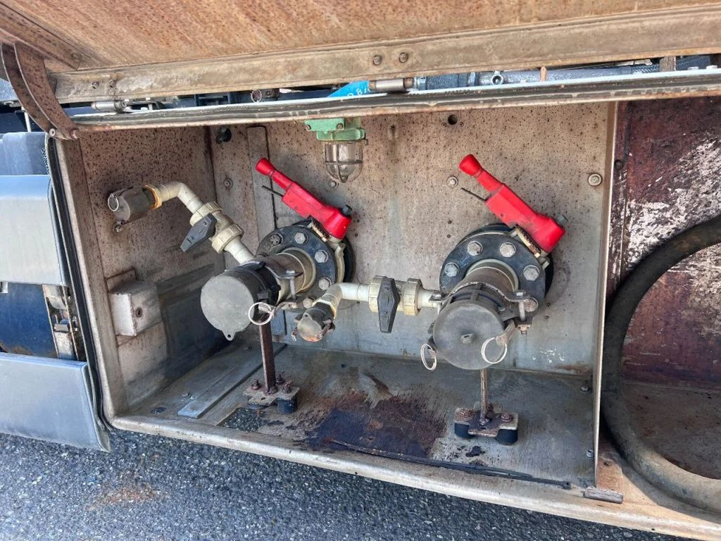 Leasing MAN TGX 26.560 6X2 EURO 6 - 11.500L VACUUM CLEANER -  MAN TGX 26.560 6X2 EURO 6 - 11.500L VACUUM CLEANER -: kuva Leasing MAN TGX 26.560 6X2 EURO 6 - 11.500L VACUUM CLEANER -  MAN TGX 26.560 6X2 EURO 6 - 11.500L VACUUM CLEANER -