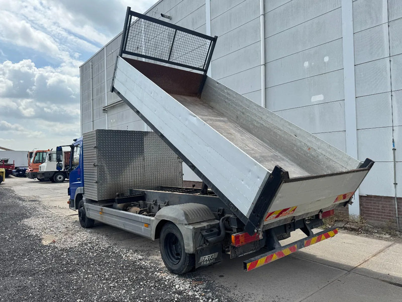Mercedes-Benz Atego 815 4X2 3 WAY KIPPER FULL STEEL MANUAL GEAR - Kippiauto kuorma-auto: kuva Mercedes-Benz Atego 815 4X2 3 WAY KIPPER FULL STEEL MANUAL GEAR - Kippiauto kuorma-auto Mercedes-Benz Atego 815 4X2 3 WAY KIPPER FULL STEEL MANUAL GEAR - Kippiauto kuorma-auto: kuva Mercedes-Benz Atego 815 4X2 3 WAY KIPPER FULL STEEL MANUAL GEAR - Kippiauto kuorma-auto
