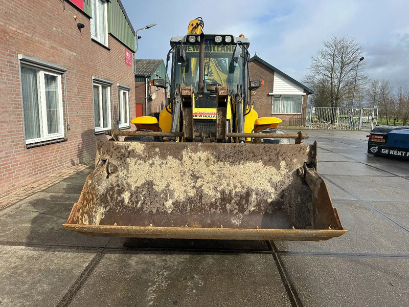 New Holland LB115B, CE, 240 MM MULTI PURPOSE LOADER BUCKET, 800 MM BACHOE DIGGING BUCKET, FLIP OVER FORKS, AIR CONDITIONER - Kaivuri-trukki: kuva New Holland LB115B, CE, 240 MM MULTI PURPOSE LOADER BUCKET, 800 MM BACHOE DIGGING BUCKET, FLIP OVER FORKS, AIR CONDITIONER - Kaivuri-trukki New Holland LB115B, CE, 240 MM MULTI PURPOSE LOADER BUCKET, 800 MM BACHOE DIGGING BUCKET, FLIP OVER FORKS, AIR CONDITIONER - Kaivuri-trukki: kuva New Holland LB115B, CE, 240 MM MULTI PURPOSE LOADER BUCKET, 800 MM BACHOE DIGGING BUCKET, FLIP OVER FORKS, AIR CONDITIONER - Kaivuri-trukki