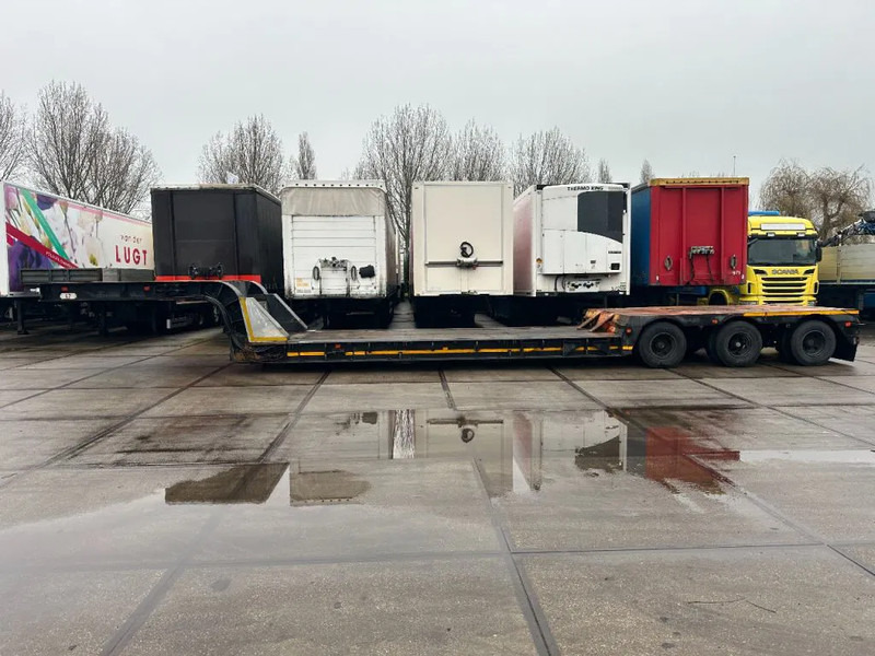 Nooteboom OSDBAZ-45VV, 3 AXLE STEERING, 3,6 M EXTENDABLE - Apuvaunu puoliperävaunu: kuva Nooteboom OSDBAZ-45VV, 3 AXLE STEERING, 3,6 M EXTENDABLE - Apuvaunu puoliperävaunu Nooteboom OSDBAZ-45VV, 3 AXLE STEERING, 3,6 M EXTENDABLE - Apuvaunu puoliperävaunu: kuva Nooteboom OSDBAZ-45VV, 3 AXLE STEERING, 3,6 M EXTENDABLE - Apuvaunu puoliperävaunu