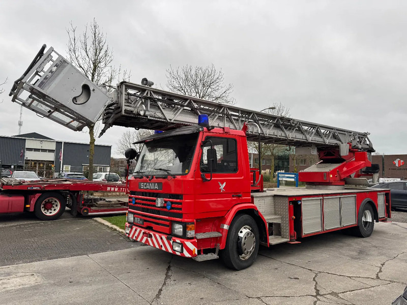 Scania P82 4X2 - FIRE TRUCK - 30M LIFT - Paloauto: kuva Scania P82 4X2 - FIRE TRUCK - 30M LIFT - Paloauto Scania P82 4X2 - FIRE TRUCK - 30M LIFT - Paloauto: kuva Scania P82 4X2 - FIRE TRUCK - 30M LIFT - Paloauto