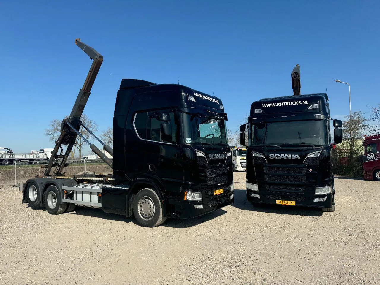 Scania R580 V8 6X2 VDL HOOK 20T RETARDER EURO 6 2 UNITS - Koukkulava kuorma-auto: kuva Scania R580 V8 6X2 VDL HOOK 20T RETARDER EURO 6 2 UNITS - Koukkulava kuorma-auto Scania R580 V8 6X2 VDL HOOK 20T RETARDER EURO 6 2 UNITS - Koukkulava kuorma-auto: kuva Scania R580 V8 6X2 VDL HOOK 20T RETARDER EURO 6 2 UNITS - Koukkulava kuorma-auto