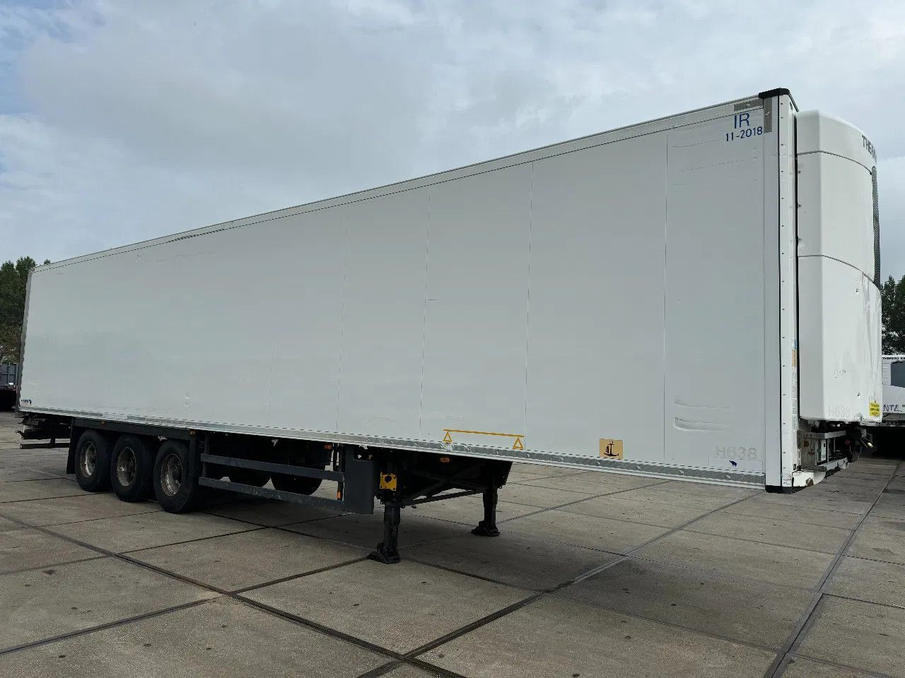 Schmitz Cargobull THERMO KING SLXE200 BPW AXLE Schmitz Cargobull THERMO KING SLXE200 BPW AXLE - Refrigeraattori puoliperävaunu: kuva Schmitz Cargobull THERMO KING SLXE200 BPW AXLE Schmitz Cargobull THERMO KING SLXE200 BPW AXLE - Refrigeraattori puoliperävaunu Schmitz Cargobull THERMO KING SLXE200 BPW AXLE Schmitz Cargobull THERMO KING SLXE200 BPW AXLE - Refrigeraattori puoliperävaunu: kuva Schmitz Cargobull THERMO KING SLXE200 BPW AXLE Schmitz Cargobull THERMO KING SLXE200 BPW AXLE - Refrigeraattori puoliperävaunu