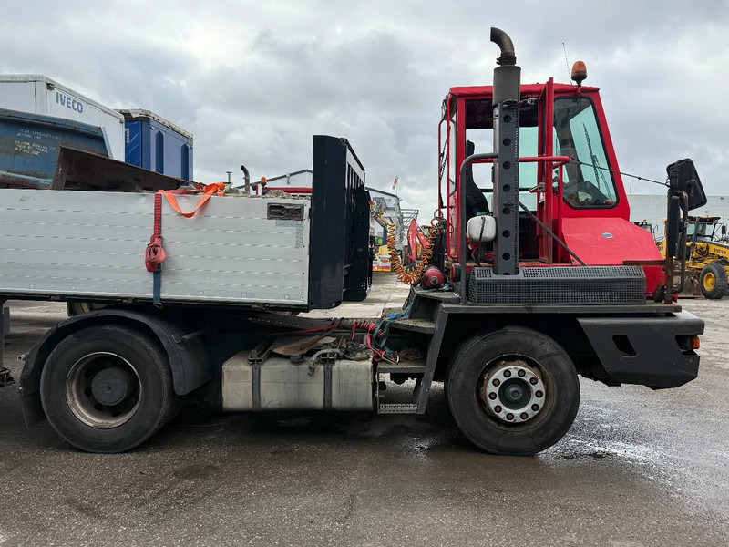 Terberg YT 180 4X2 - HUB REDUCTION + NL REGISTRATION! - Terminaalitraktori: kuva Terberg YT 180 4X2 - HUB REDUCTION + NL REGISTRATION! - Terminaalitraktori Terberg YT 180 4X2 - HUB REDUCTION + NL REGISTRATION! - Terminaalitraktori: kuva Terberg YT 180 4X2 - HUB REDUCTION + NL REGISTRATION! - Terminaalitraktori