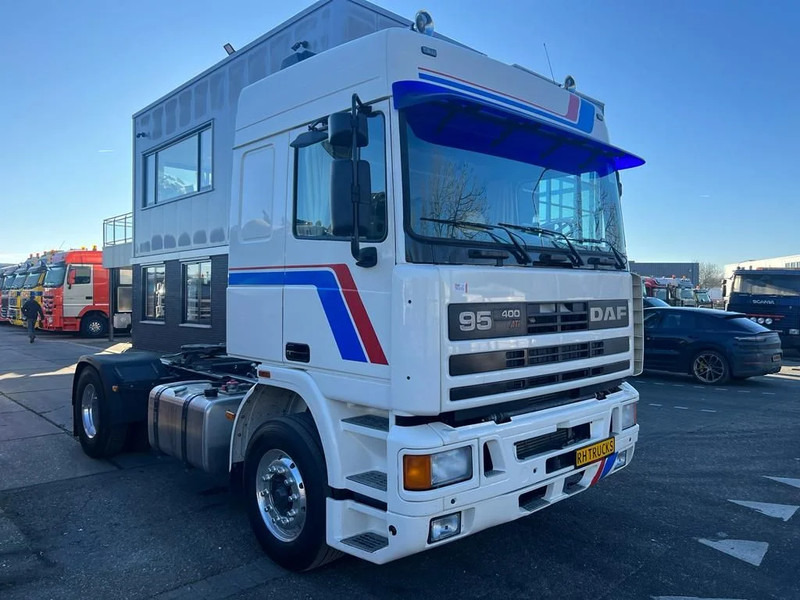 DAF 95.400 4X2 RESTORED/RESTAURIERT/GERESTAUREERD - Vetopöytäauto: kuva DAF 95.400 4X2 RESTORED/RESTAURIERT/GERESTAUREERD - Vetopöytäauto DAF 95.400 4X2 RESTORED/RESTAURIERT/GERESTAUREERD - Vetopöytäauto: kuva DAF 95.400 4X2 RESTORED/RESTAURIERT/GERESTAUREERD - Vetopöytäauto