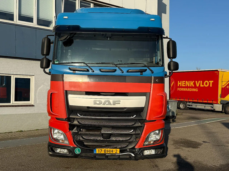 DAF XF 440 4X2 EURO 6 MEGA - ONLY 706.274 KM - Vetopöytäauto: kuva DAF XF 440 4X2 EURO 6 MEGA - ONLY 706.274 KM - Vetopöytäauto DAF XF 440 4X2 EURO 6 MEGA - ONLY 706.274 KM - Vetopöytäauto: kuva DAF XF 440 4X2 EURO 6 MEGA - ONLY 706.274 KM - Vetopöytäauto
