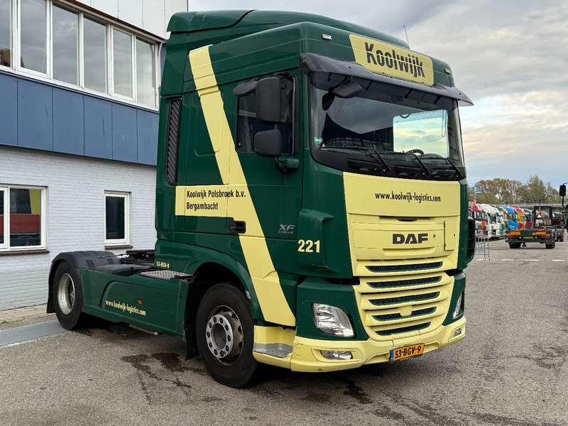 DAF XF 460 4X2 EURO 6 - FULL SPOILERS - NL REGISTRATION - Vetopöytäauto: kuva DAF XF 460 4X2 EURO 6 - FULL SPOILERS - NL REGISTRATION - Vetopöytäauto DAF XF 460 4X2 EURO 6 - FULL SPOILERS - NL REGISTRATION - Vetopöytäauto: kuva DAF XF 460 4X2 EURO 6 - FULL SPOILERS - NL REGISTRATION - Vetopöytäauto
